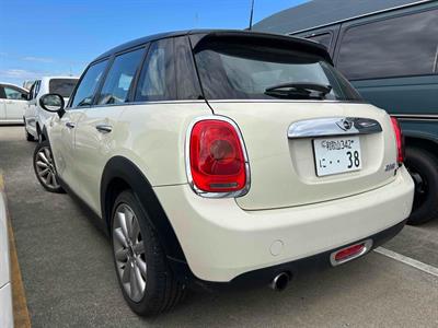 2015 Mini Cooper - Thumbnail