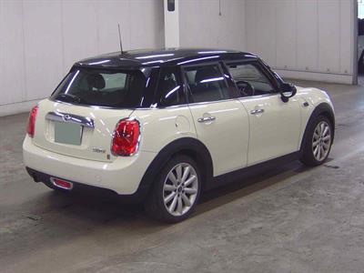 2015 Mini Cooper - Thumbnail