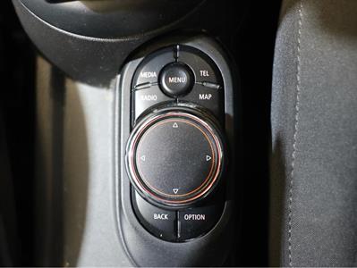 2017 Mini Cooper - Thumbnail