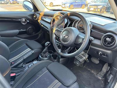 2017 Mini Cooper - Thumbnail