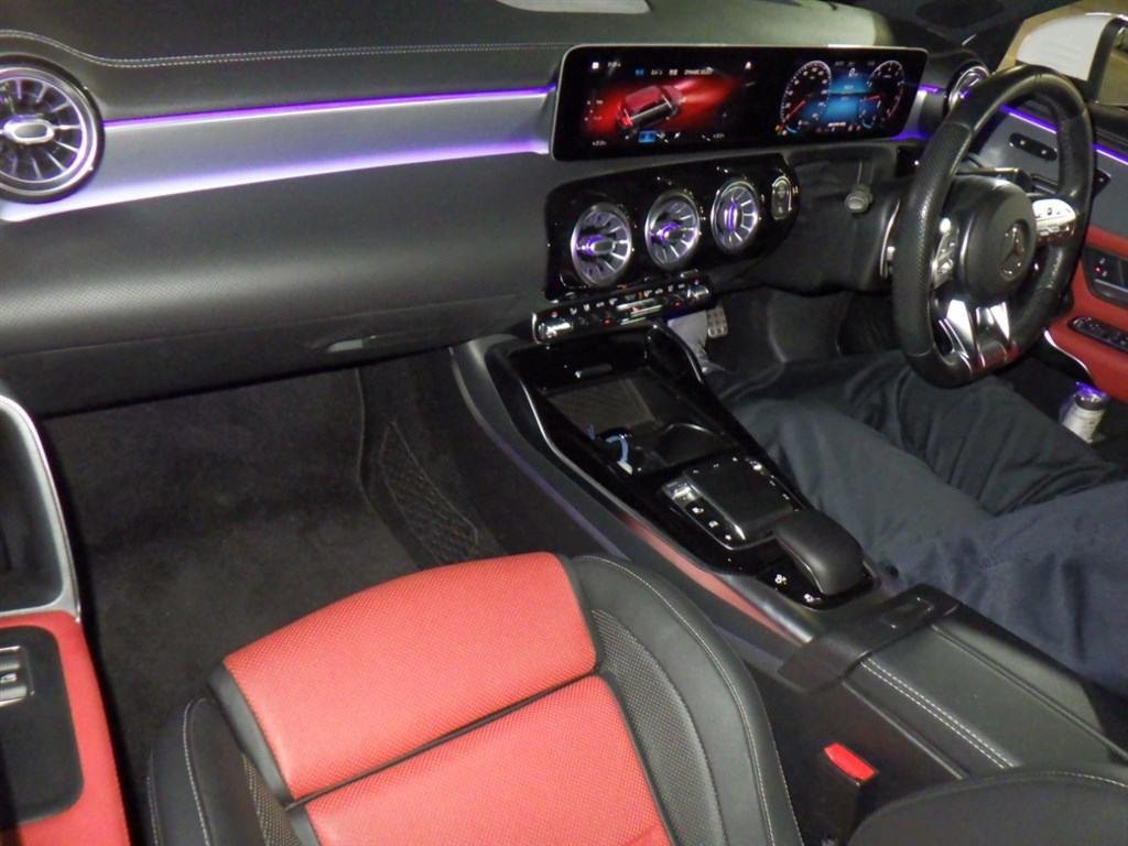 2020 Mercedes-Benz A 35