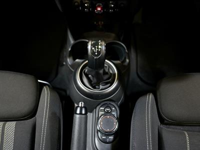 2015 Mini Cooper - Thumbnail