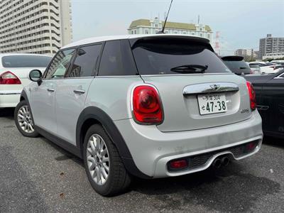 2015 BMW Mini - Thumbnail