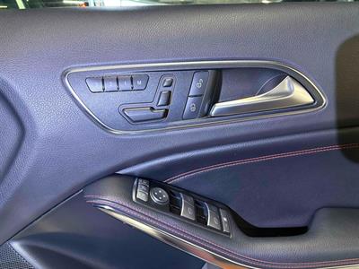 2014 Mercedes-Benz GLA 250 - Thumbnail