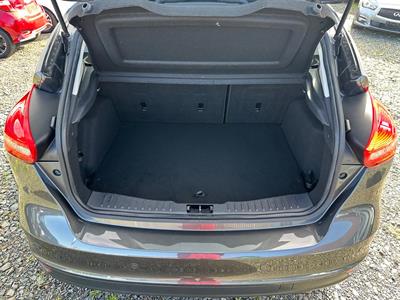 2016 Ford Focus - Thumbnail