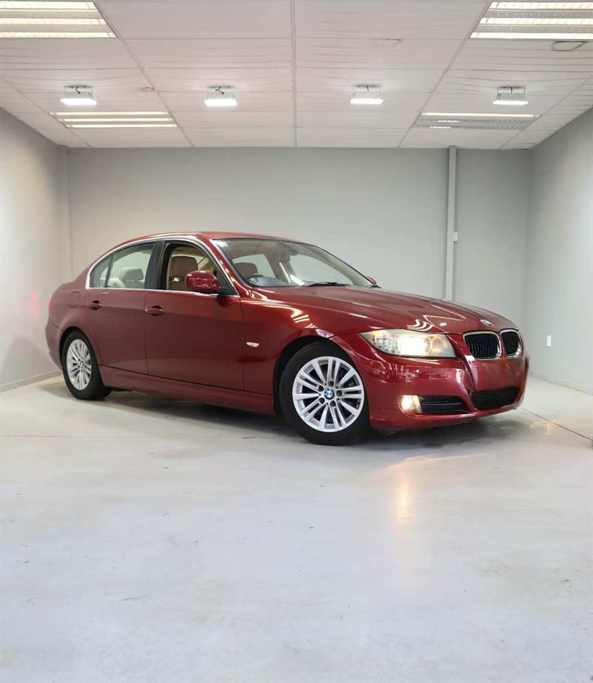 2010 BMW 320i