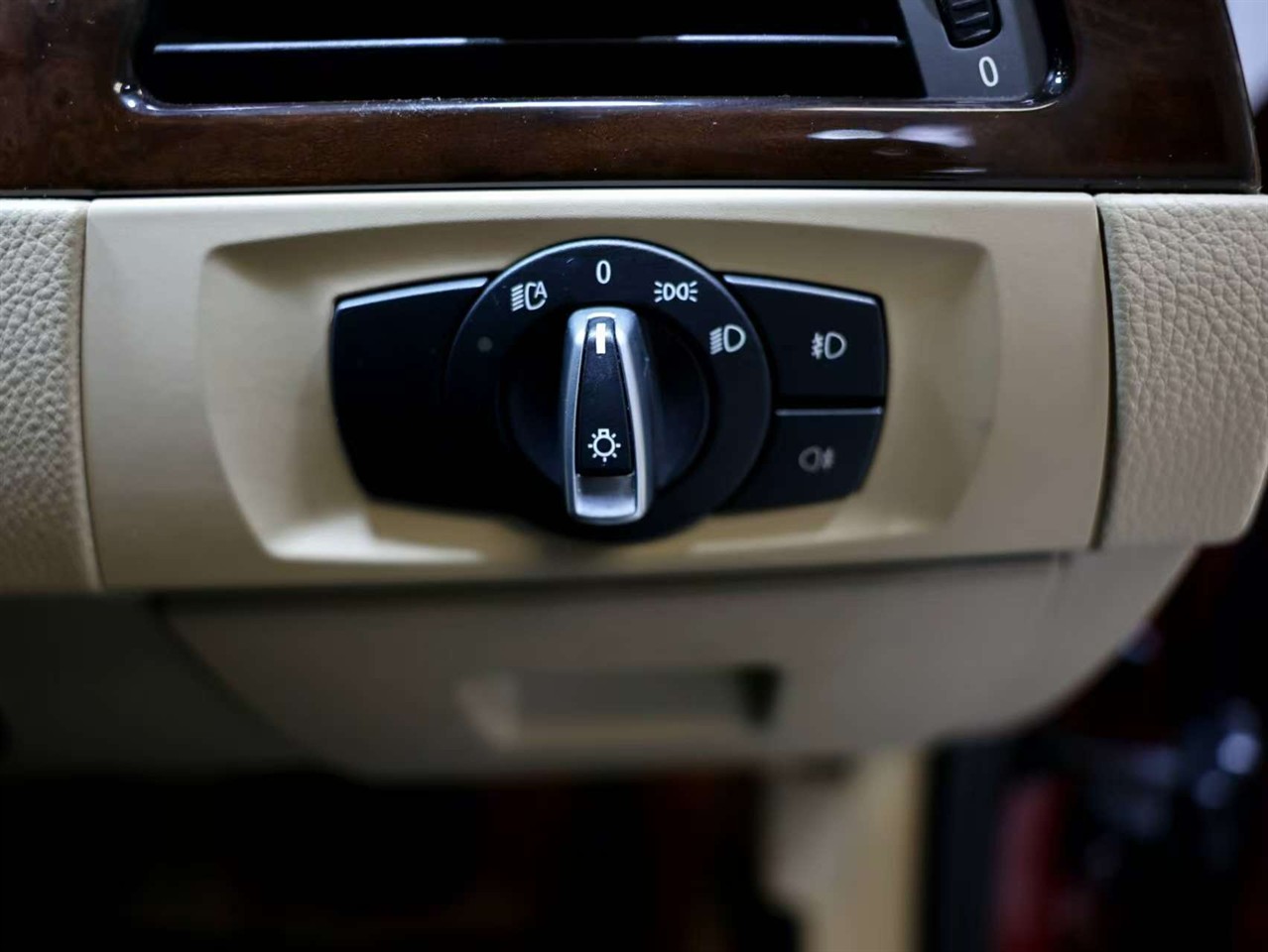 2010 BMW 320i