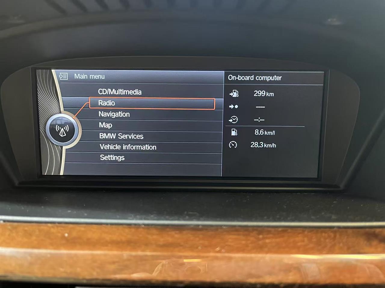 2010 BMW 320i
