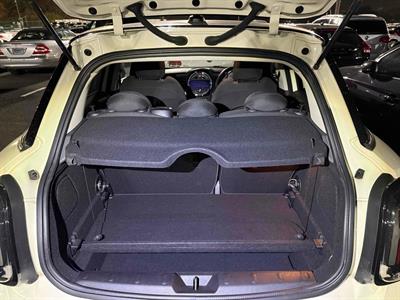 2015 Mini Cooper - Thumbnail