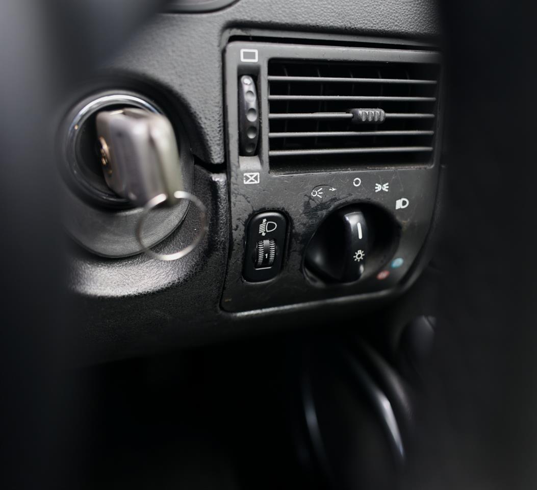 2004 Chrysler Crossfire