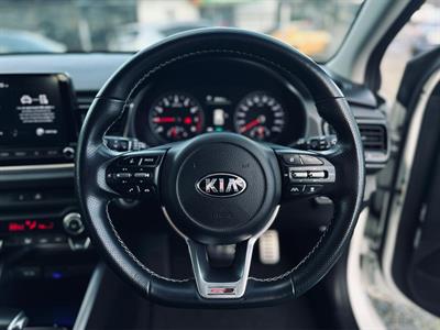 2020 Kia Rio - Thumbnail