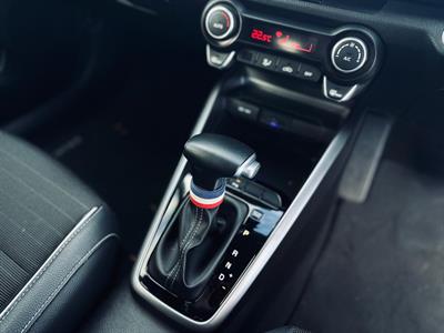 2020 Kia Rio - Thumbnail