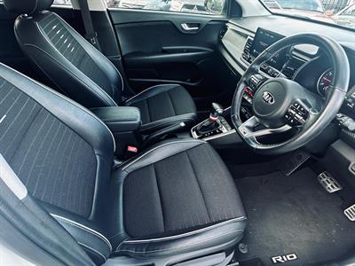 2020 Kia Rio - Thumbnail
