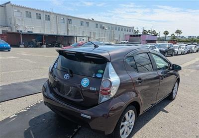 2013 Toyota Aqua - Thumbnail
