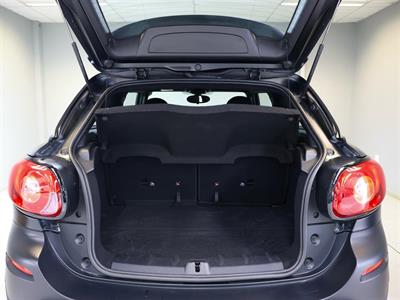 2015 Mini PACEMAN - Thumbnail