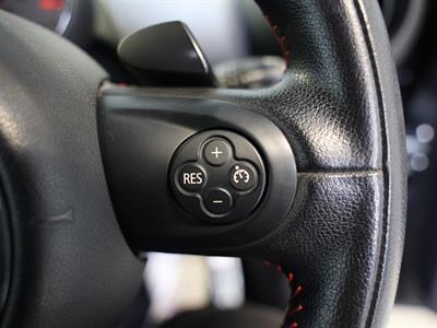 2015 Mini PACEMAN - Thumbnail