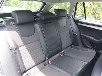 2017 Skoda Octavia - Thumbnail