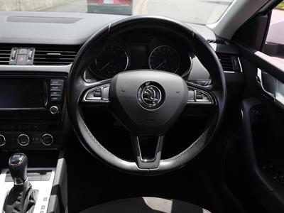 2017 Skoda Octavia - Thumbnail
