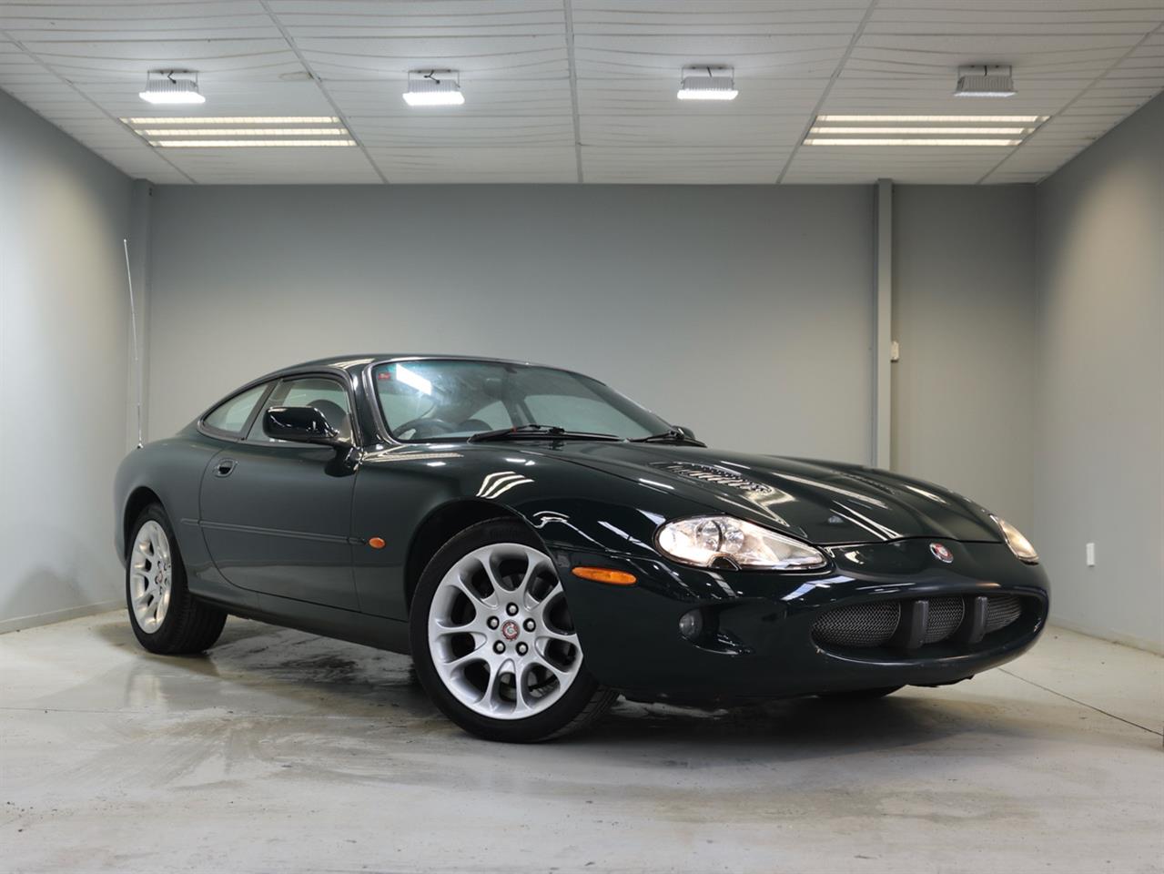 1999 Jaguar XKR