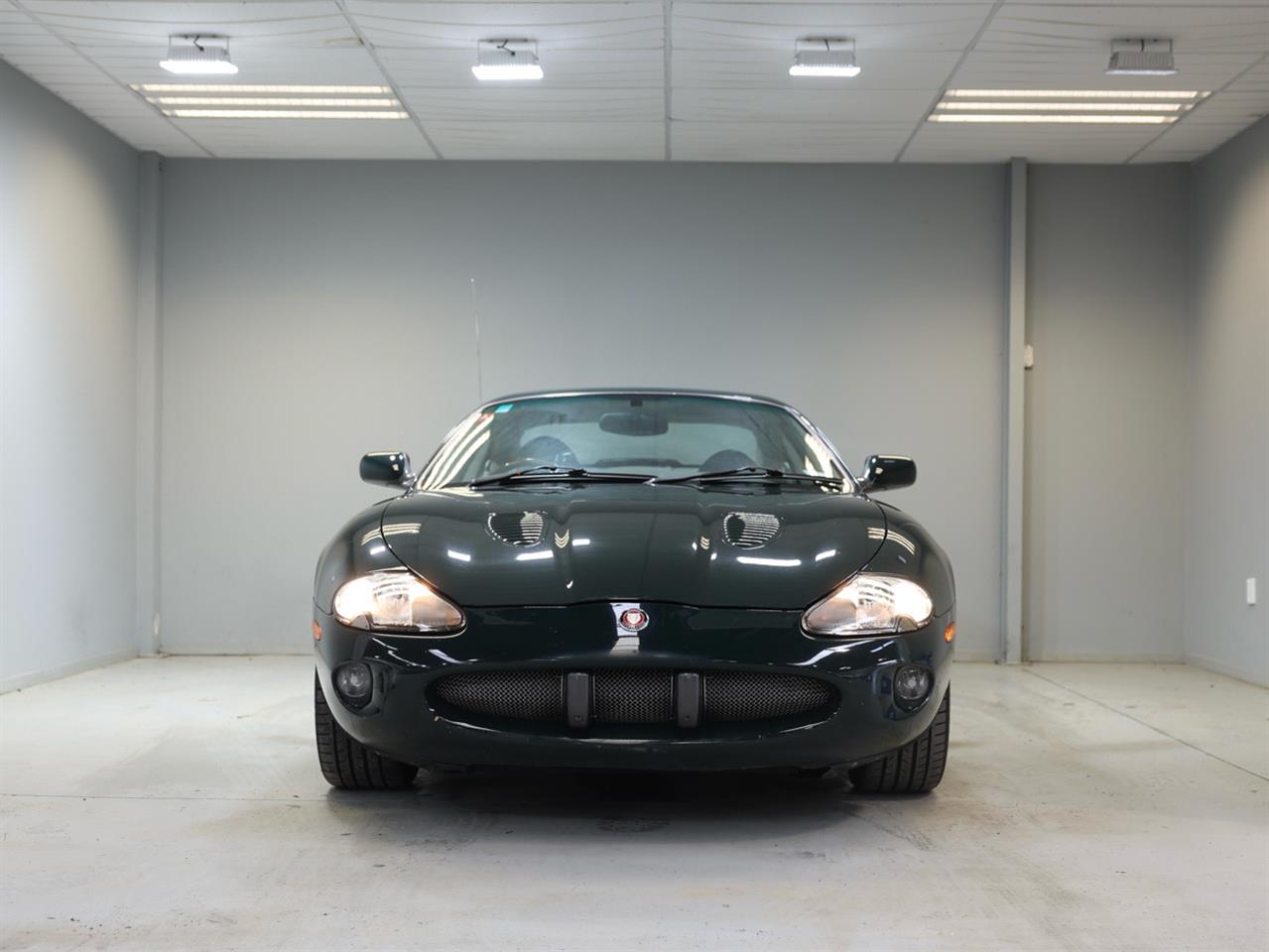 1999 Jaguar XKR