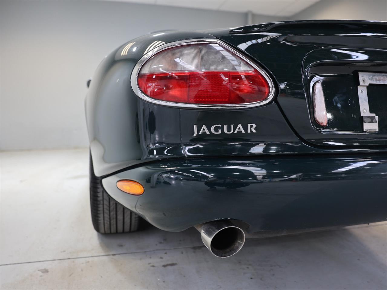 1999 Jaguar XKR