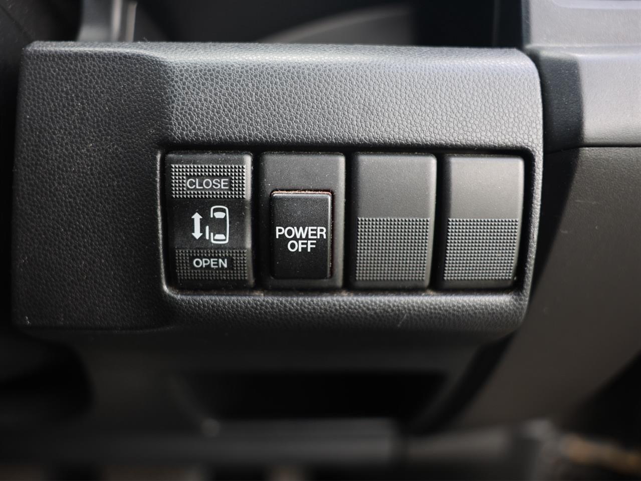 2014 Mazda Premacy