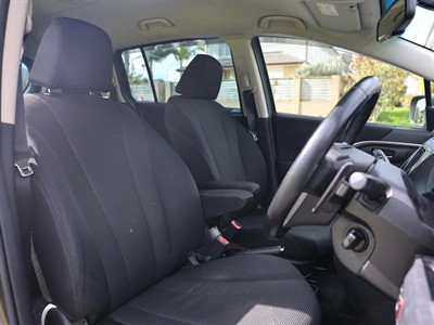 2014 Mazda Premacy - Thumbnail