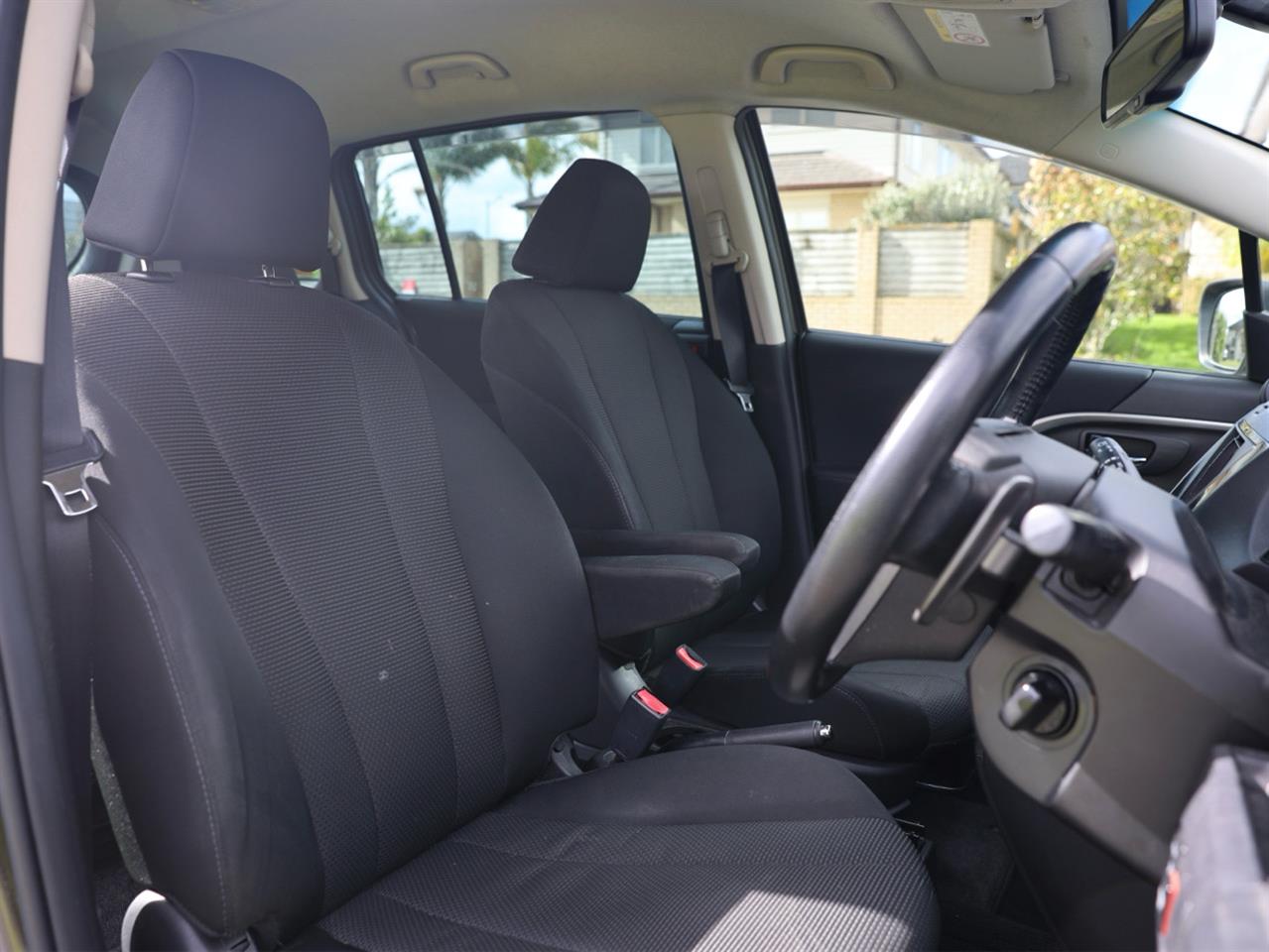 2014 Mazda Premacy