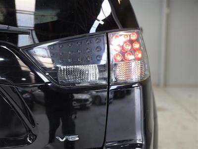 2008 Mitsubishi Outlander - Thumbnail