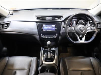 2020 Nissan X-Trail - Thumbnail