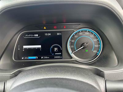 2020 Nissan Leaf - Thumbnail
