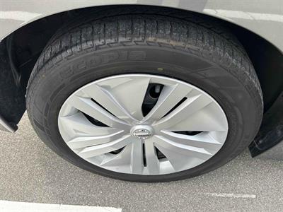 2020 Nissan Leaf - Thumbnail
