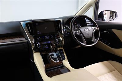2020 Toyota Vellfire - Thumbnail