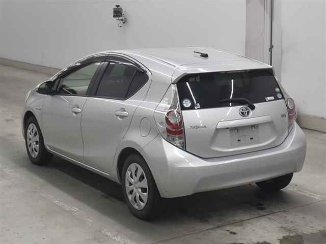 2013 Toyota Aqua