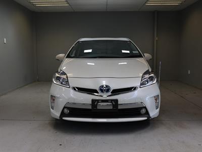 2015 Toyota Prius - Thumbnail
