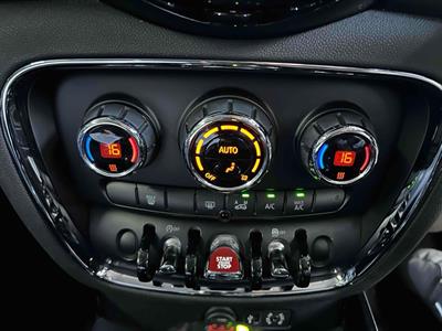 2016 Mini Cooper - Thumbnail