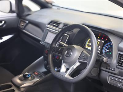 2018 Nissan Leaf - Thumbnail
