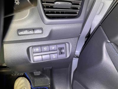 2018 Nissan Leaf - Thumbnail