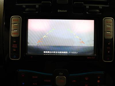 2017 Nissan Leaf - Thumbnail