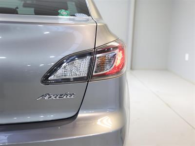 2012 Mazda Axela - Thumbnail