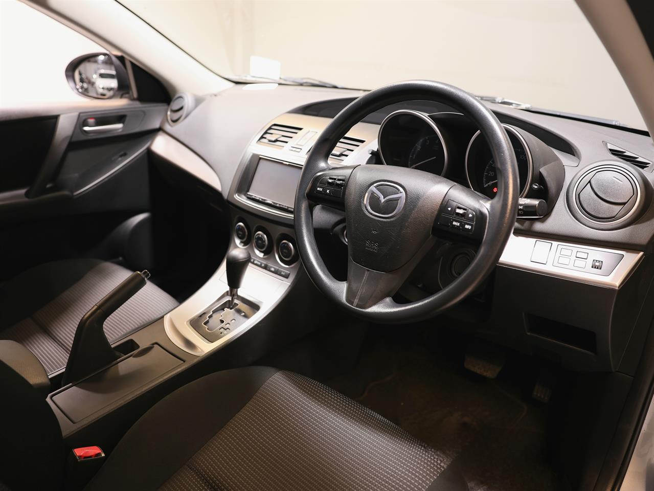 2012 Mazda Axela