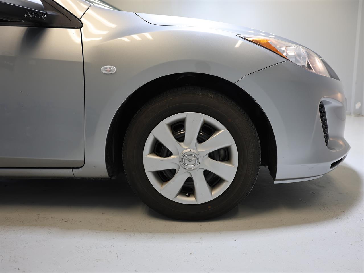 2012 Mazda Axela