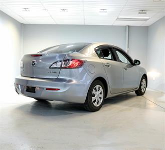 2012 Mazda Axela - Thumbnail
