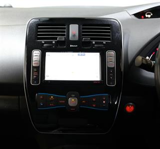 2016 Nissan Leaf - Thumbnail