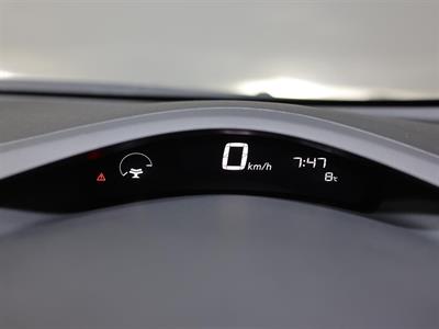 2016 Nissan Leaf - Thumbnail