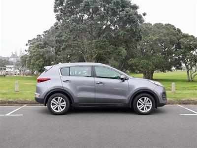 2018 Kia sportage - Thumbnail