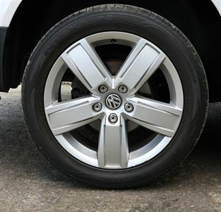 2014 Volkswagen T5 - Thumbnail