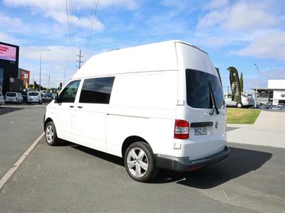 2014 Volkswagen T5 - Thumbnail