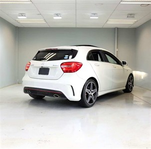 2015 Mercedes-Benz A 250 - Thumbnail