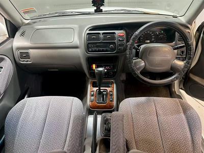 2001 Suzuki Grand Escudo - Thumbnail
